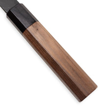 Cargar imagen en el visor de la galería, The long walnut handle with buffalo horn bolster provides comfortable grip.