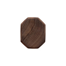 Cargar imagen en el visor de la galería, Octagonal handles are symmetrical, making a knife usable either left or right handed.