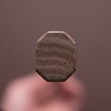 Cargar imagen en el visor de la galería, Cuchillo Wa-Gyuto Sazanami Damasco VG10 con mango de nogal