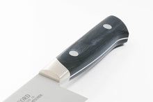 Cargar imagen en el visor de la galería, The riveting is done with precision, and with care this handle will last years.
