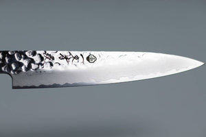 A Japanese gift knife perfect for cutting fruits and small vegetables