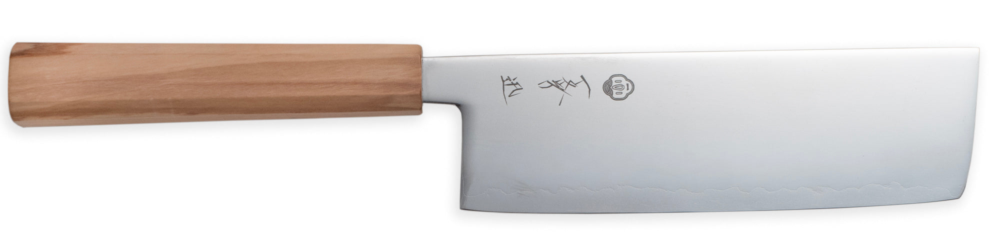 Cuchillo Nakiri japonés de acero SLD con mango de madera de olivo, fabricado en Japón.